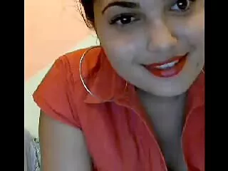 Myrkytys webcam, tiukka rinnat, ja sitten alkoi halata hänen pillua hindi bhojpuri sukupuoli kamerat bf sormilla