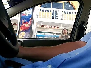 Hindin seksikkäässä julkisessa alastomuusvideossa on neljä ihmistä